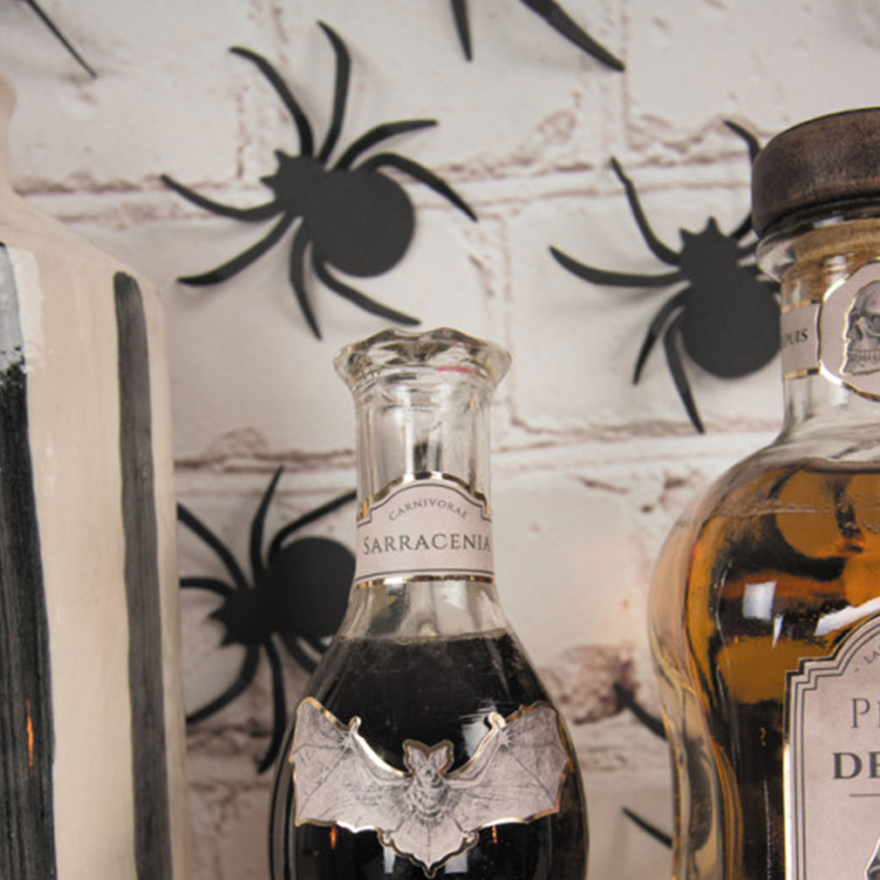 Wanddekoration - schwarze Spinnen