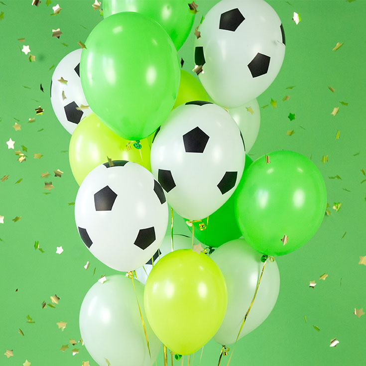 6 Soccer Balloons