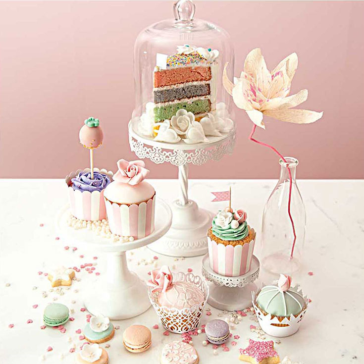 Cupcake Cases - Pink and White 