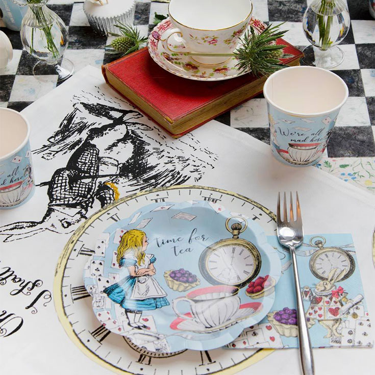 8 Alice in Wonderland Cups