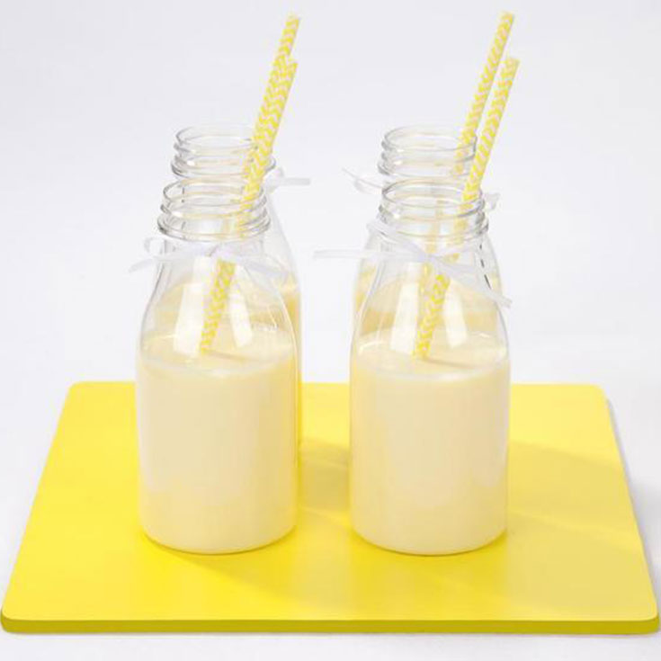 4 Mini Milchflaschen