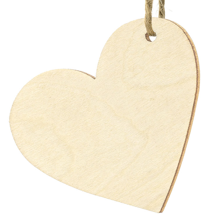 10 Herz Platzkarten aus Holz