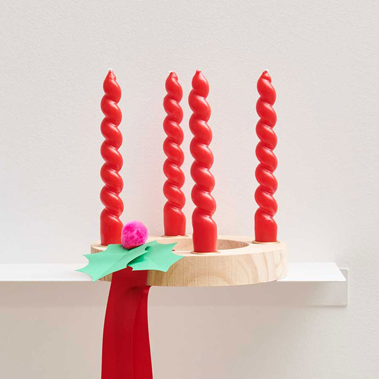 Decorative Candle - Red Spiral (18.5cm)