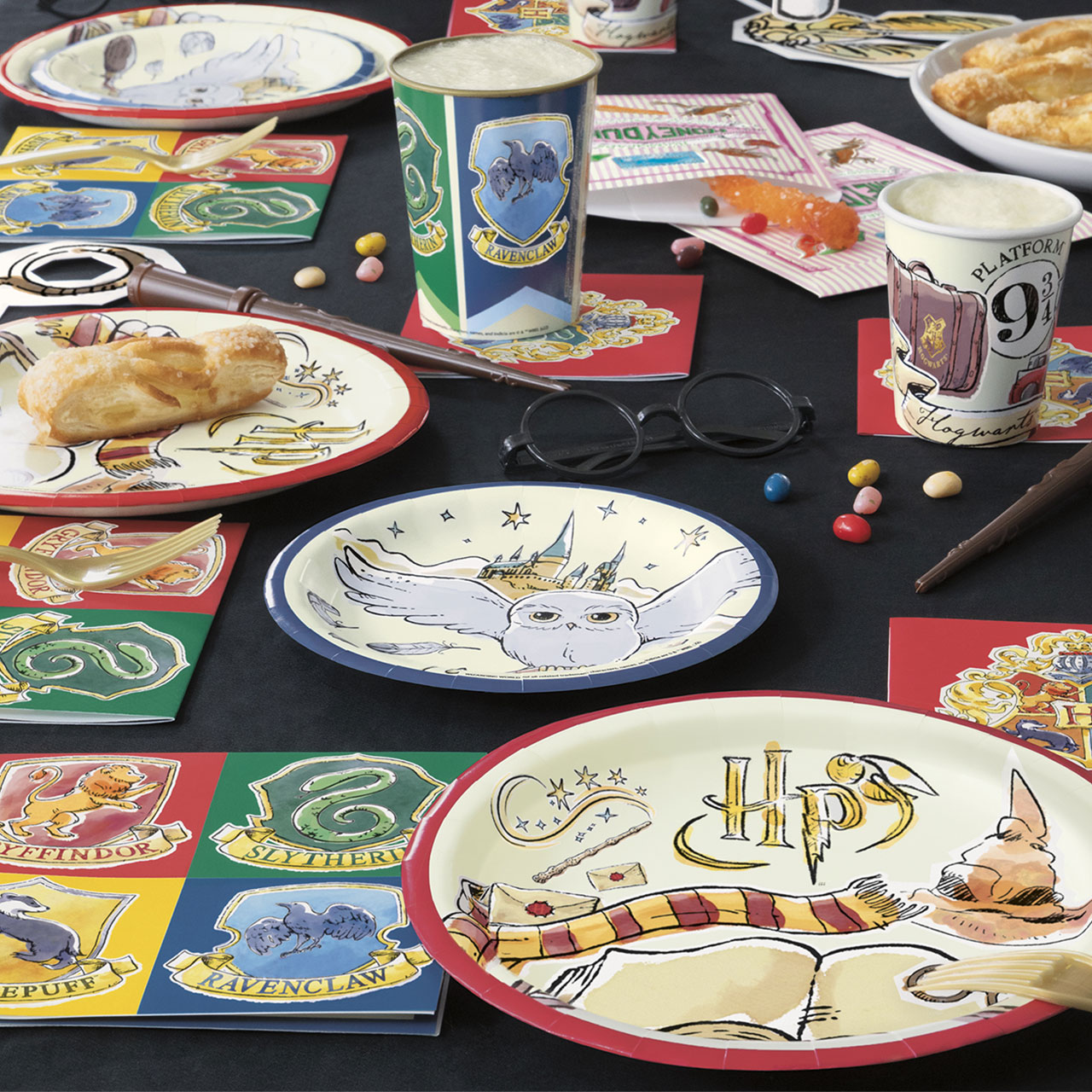 8 Small Harry Potter Party Plates