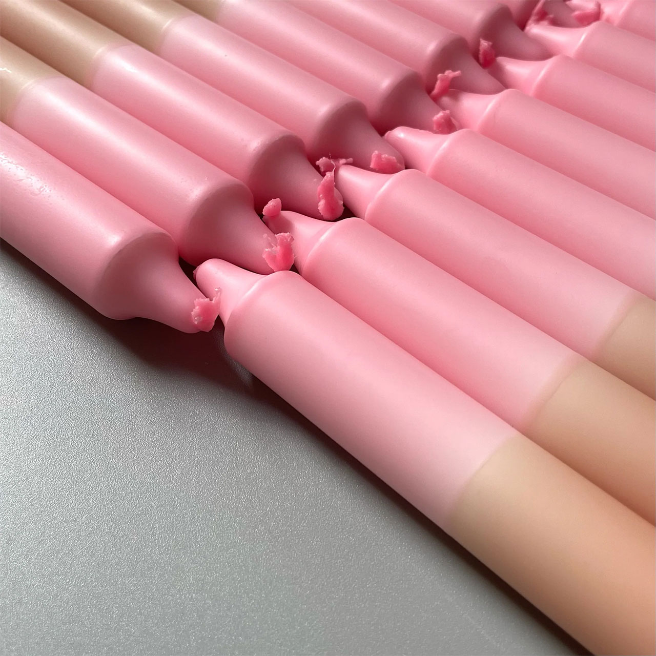 Dekorative Kerzen - Dip Dye Bubblegum Pink & Blush