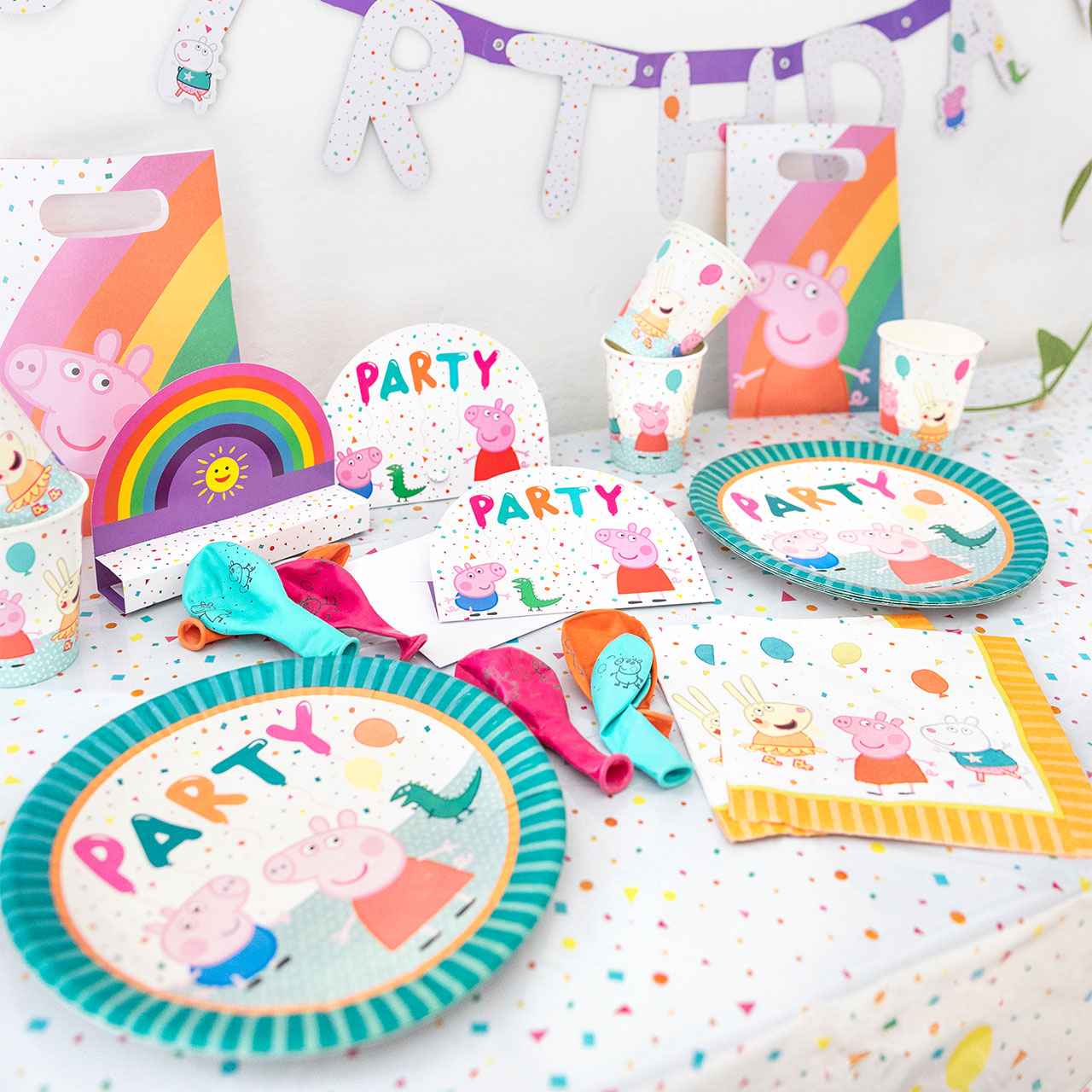8 Peppa Pig Party Plates