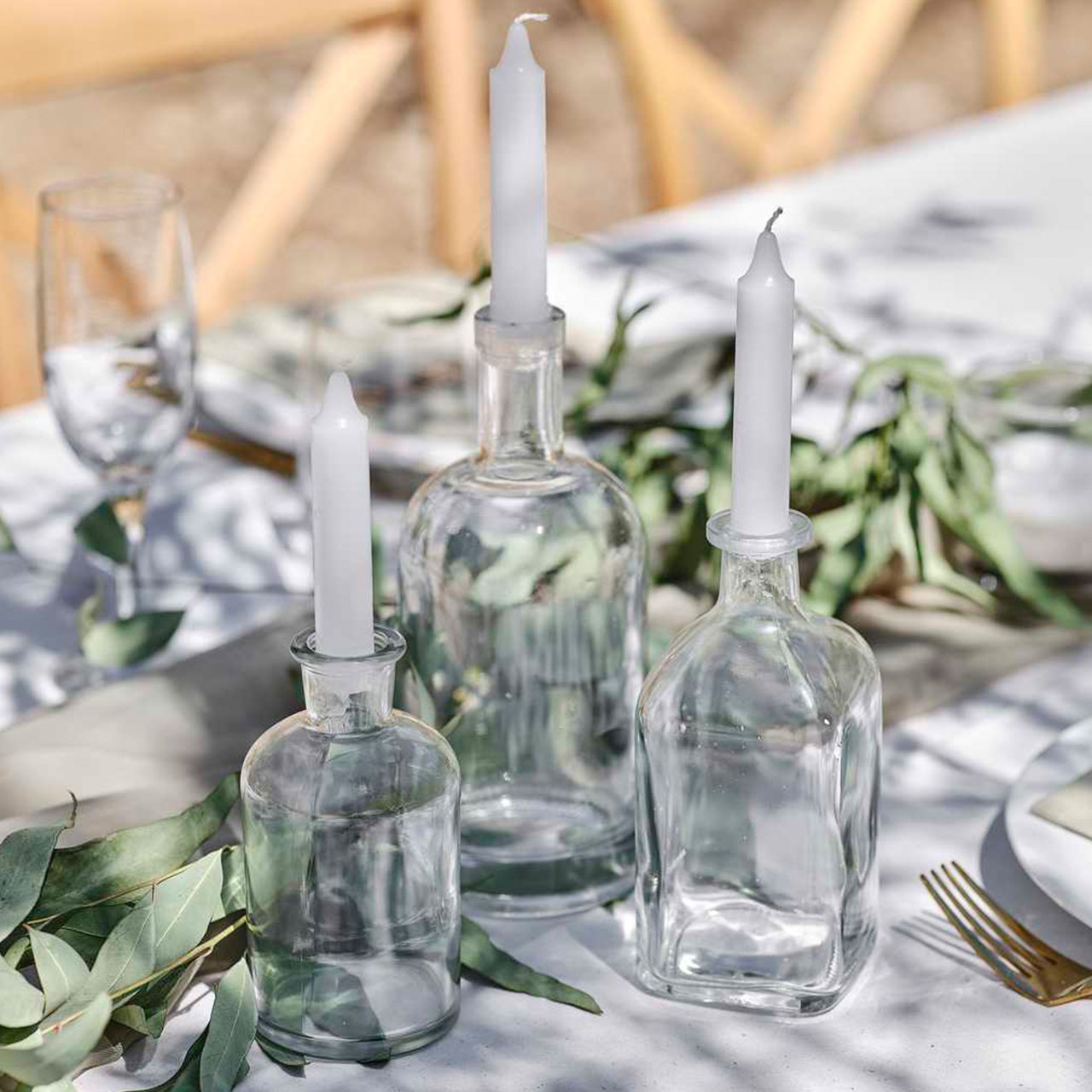 Dekorative Kerzen - Glasflaschen & Kerzen